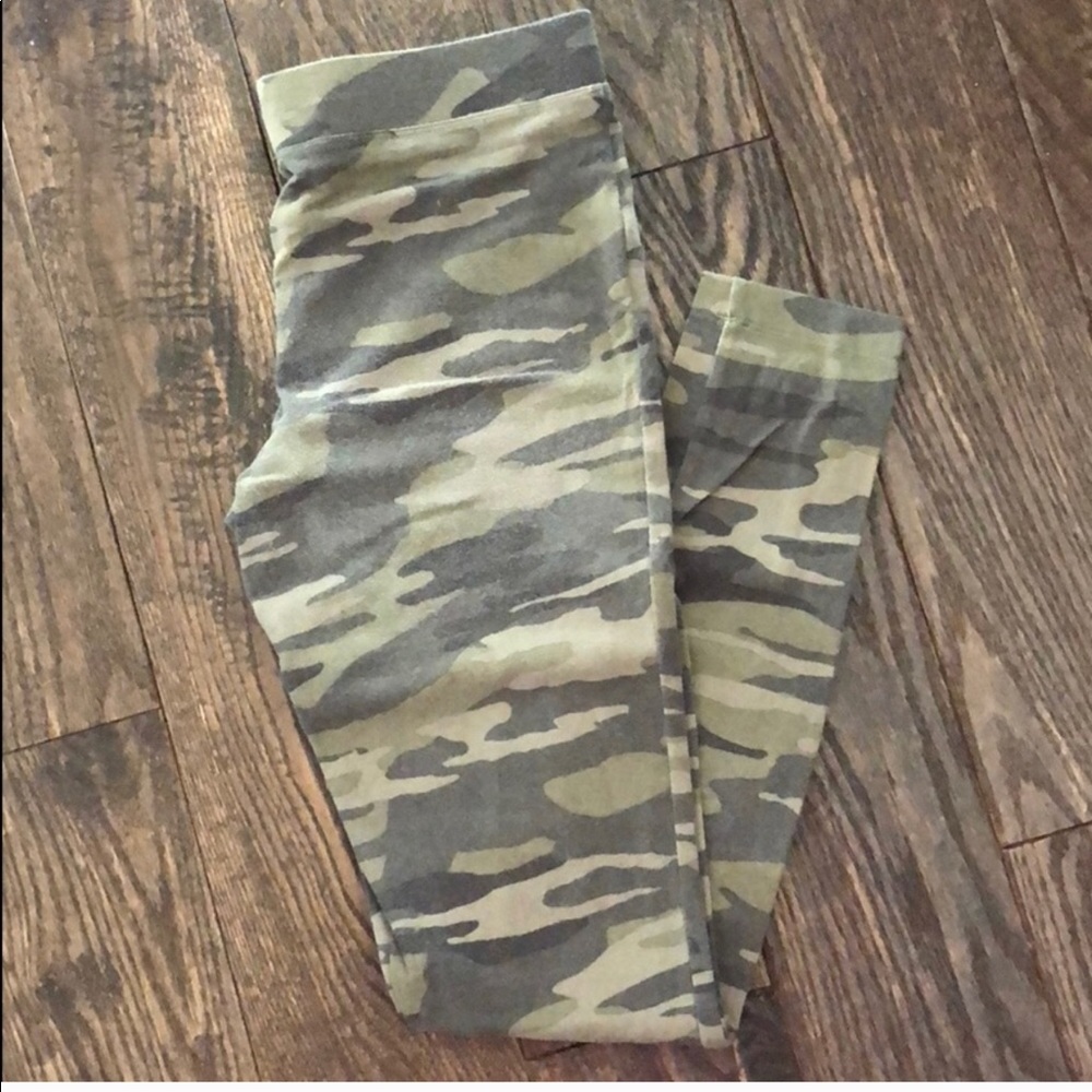 Camo Express Leggings!